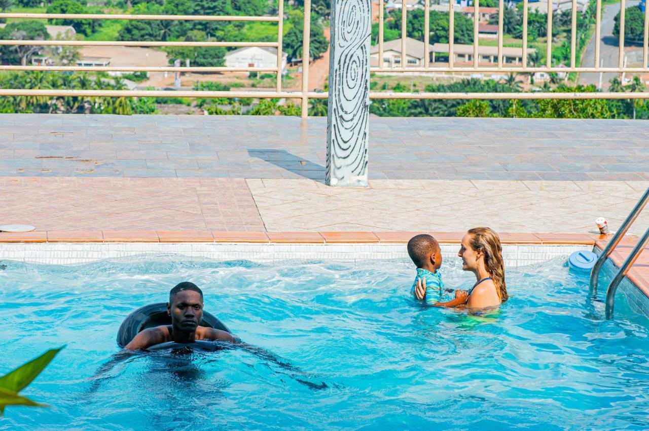 Sky Plus Hotel & Resort Ho エクステリア 写真