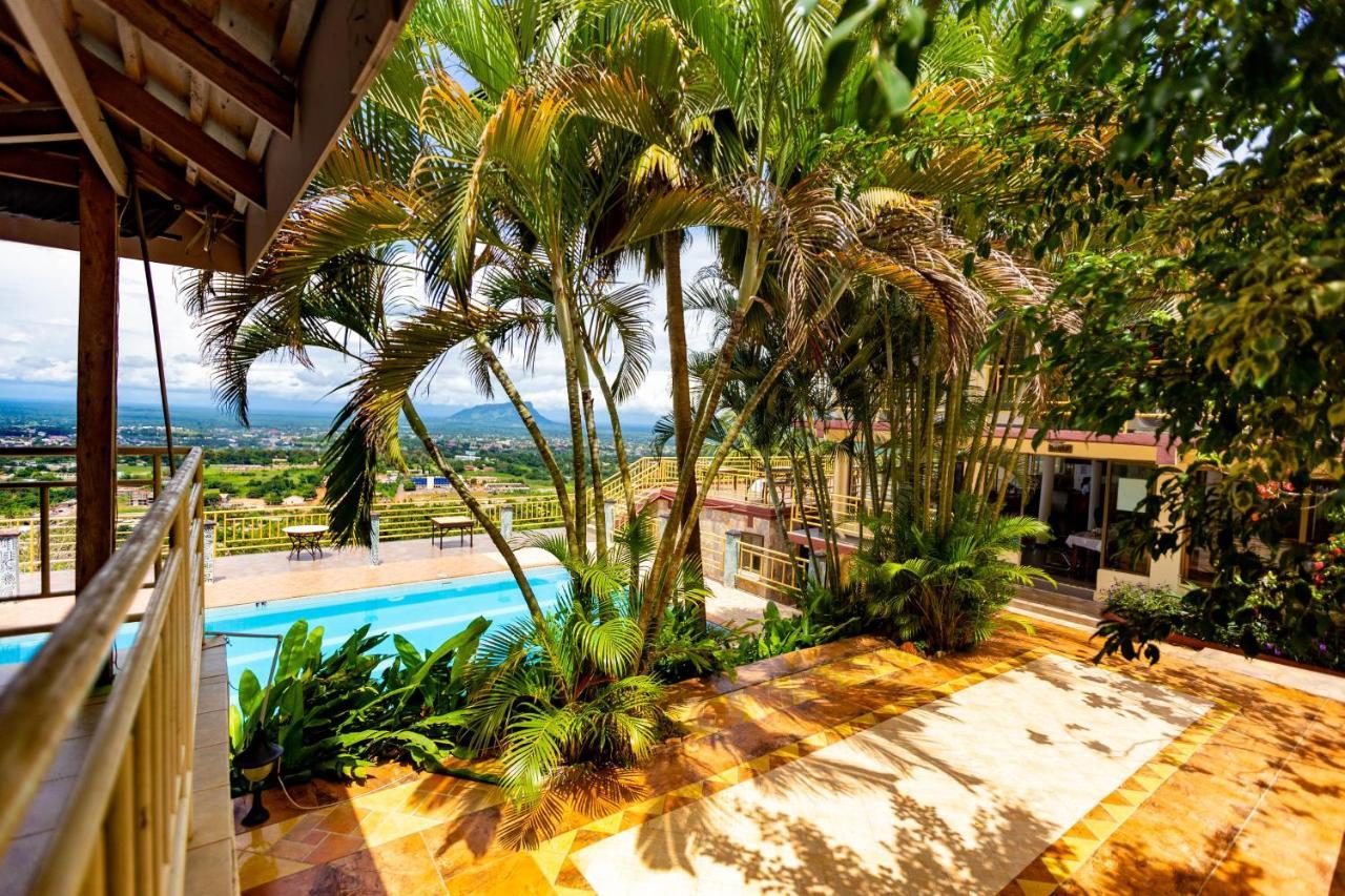 Sky Plus Hotel & Resort Ho エクステリア 写真